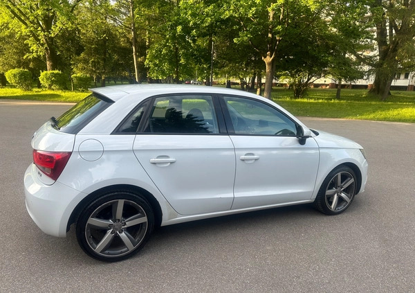 Audi A1 cena 28000 przebieg: 238410, rok produkcji 2012 z Warszawa małe 379